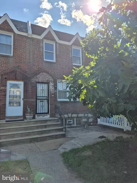 2910 Lardner St, Philadelphia, PA 19149