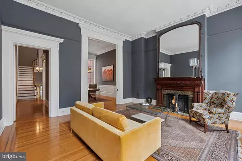 1805 Spruce St, Philadelphia, PA 19103