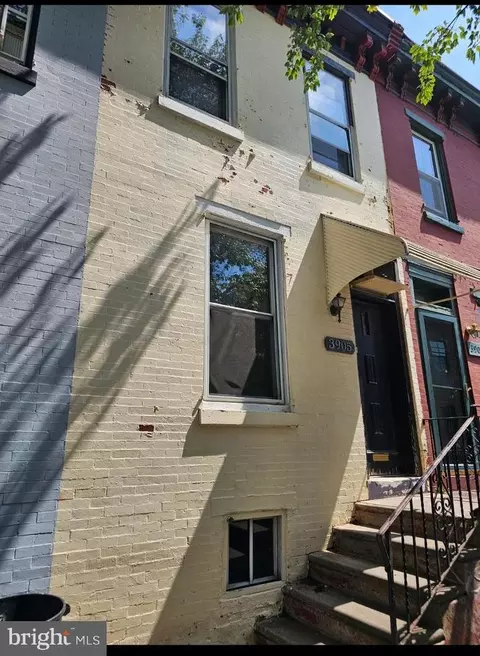 3905 Warren St, Philadelphia, PA 19104