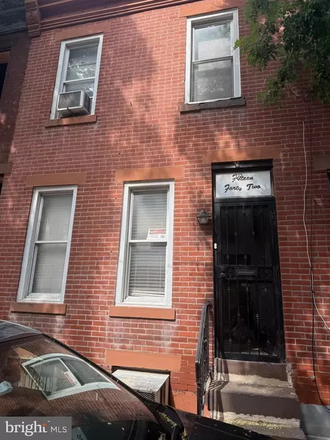 1542 S Bambrey St, Philadelphia, PA 19146