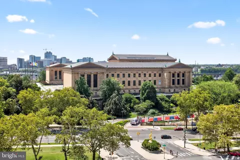 2401 00 Pennsylvania Ave #11B35, Philadelphia, PA 19130