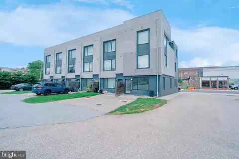 706 N 7th St, Philadelphia, PA 19123
