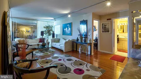 3600 00 Conshohocken Ave #1703, Philadelphia, PA 19131