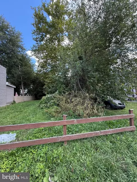 4669 Mulberry St, Philadelphia, PA 19124