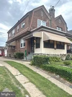 1806 Hoffnagle St, Philadelphia, PA 19152