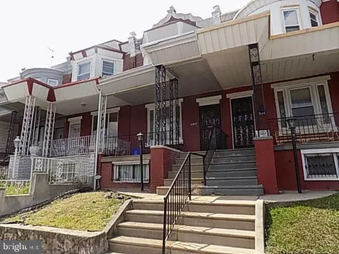 838 S 56th St, Philadelphia, PA 19143