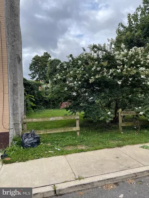 1020 W Orleans St, Philadelphia, PA 19133