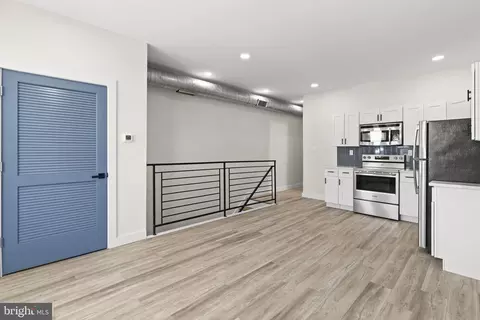 6030 Sansom St, Philadelphia, PA 19139