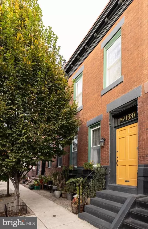 1837 S 16th St, Philadelphia, PA 19145