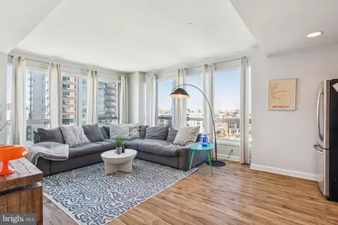 901 N Penn St #R1105, Philadelphia, PA 19123