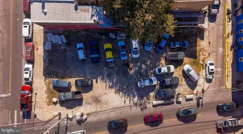 208 W Glenwood Ave, Philadelphia, PA 19140