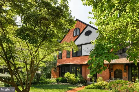 401 Evergreen Ave, Philadelphia, PA 19118