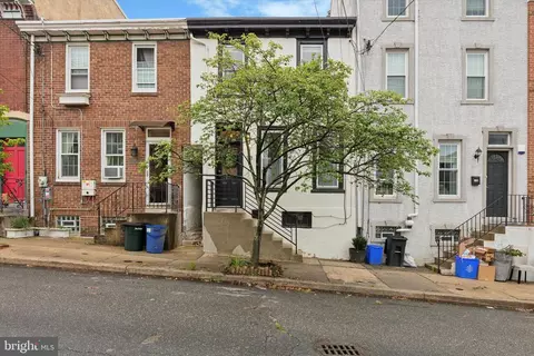 118 Dawson St, Philadelphia, PA 19127