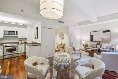 1500 Chestnut St #9I, Philadelphia, PA 19102