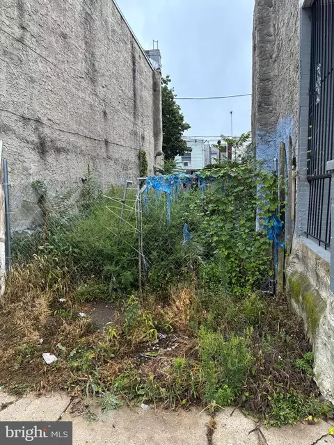 3329 A St, Philadelphia, PA 19134