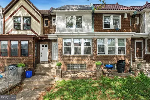 3315 Saint Vincent St, Philadelphia, PA 19149