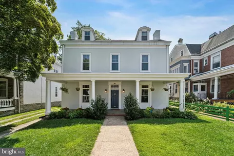 421 Green Ln, Philadelphia, PA 19128
