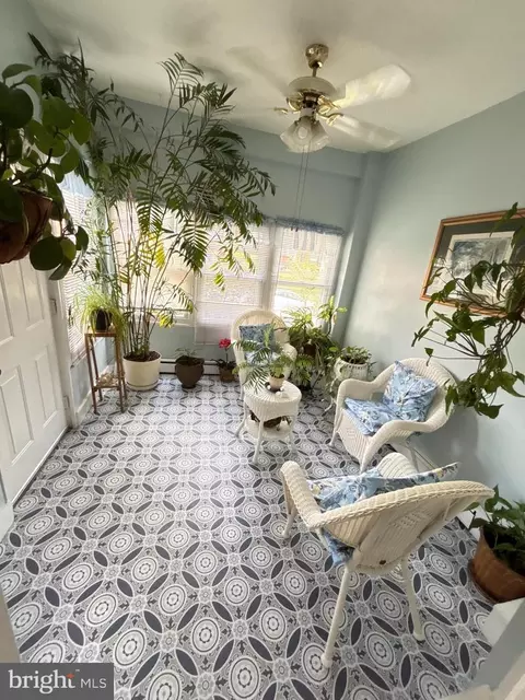 566 Geneva Ave, Philadelphia, PA 19120
