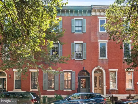 1708 Wallace St #102, Philadelphia, PA 19130