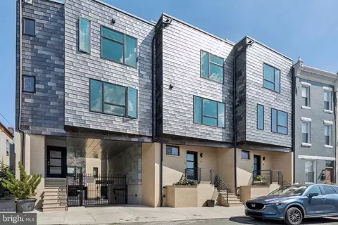 1305 N 27th St #5, Philadelphia, PA 19121