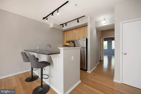 182 Gay St #502, Philadelphia, PA 19128