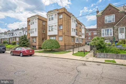 7092 Forrest Ave, Philadelphia, PA 19138