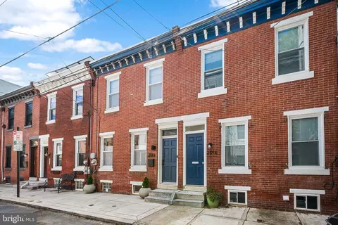 2014 Pemberton St, Philadelphia, PA 19146