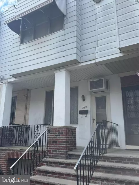 2610 S Warnock St, Philadelphia, PA 19148
