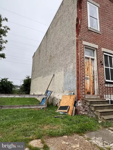 1928 N Newkirk St, Philadelphia, PA 19121