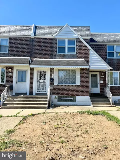 2816 Knorr St, Philadelphia, PA 19149