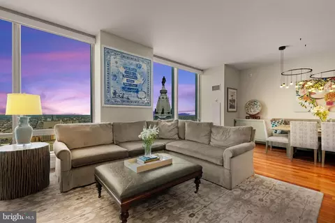 1414 S Penn Sq #40D, Philadelphia, PA 19102
