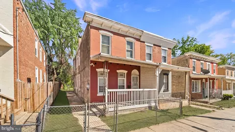 126 E Pastorius St, Philadelphia, PA 19144