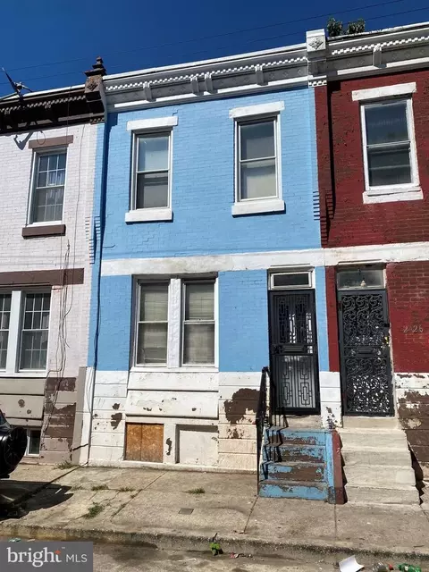 2424 N Garnet St, Philadelphia, PA 19132