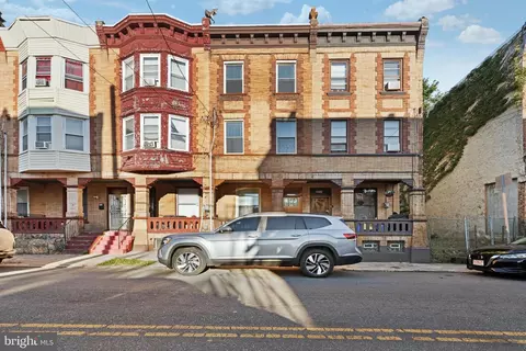 2632 N 17th St, Philadelphia, PA 19132