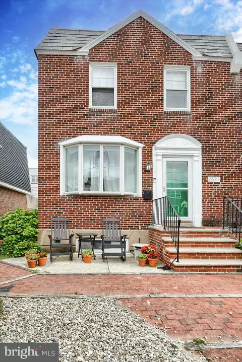 2821 S Darien St, Philadelphia, PA 19148
