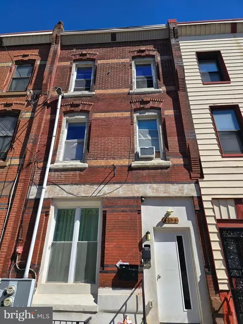 1833 W Master St, Philadelphia, PA 19121