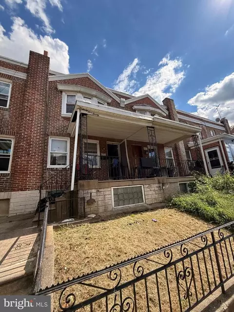 6520 Theodore St, Philadelphia, PA 19142