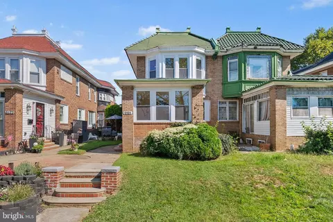 6121 Cobbs Creek Pkwy, Philadelphia, PA 19143