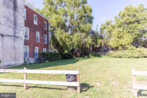 1938 N 19th St, Philadelphia, PA 19121