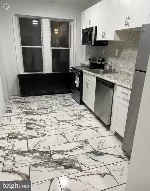 3139 W Gordon St, Philadelphia, PA 19132