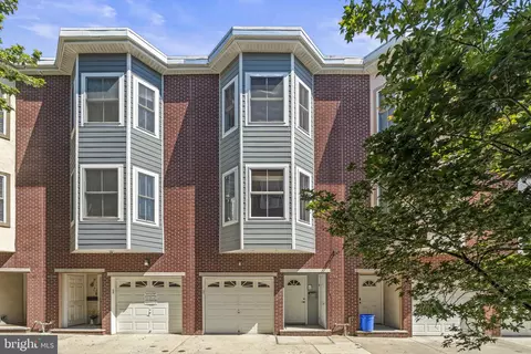 1011 S Dorrance St, Philadelphia, PA 19146