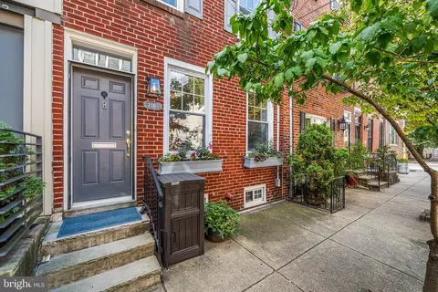 2140 Catharine St, Philadelphia, PA 19146