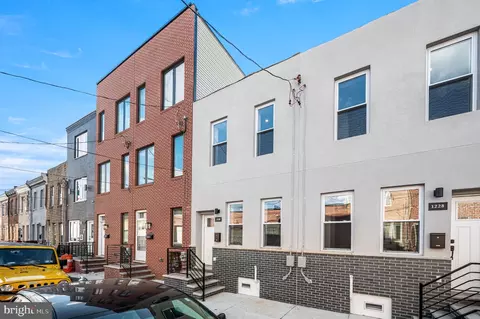 1230 S Harmony St, Philadelphia, PA 19146