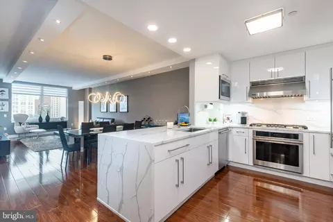 400 S Broad St #1503, Philadelphia, PA 19146
