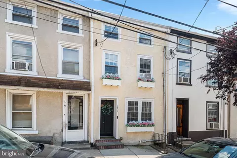 177 Levering St, Philadelphia, PA 19127