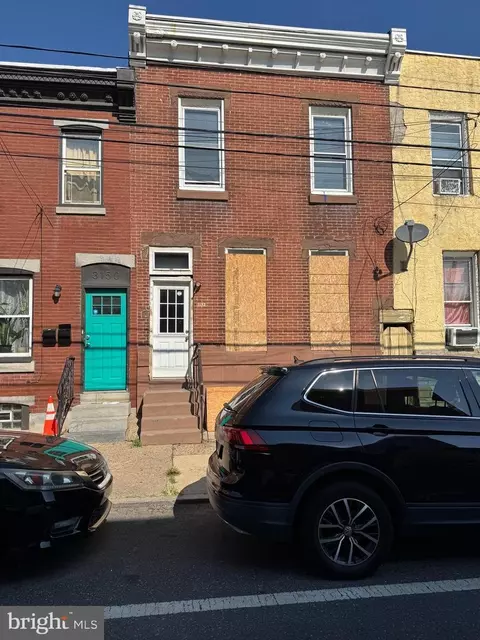 3152 Emerald St, Philadelphia, PA 19134