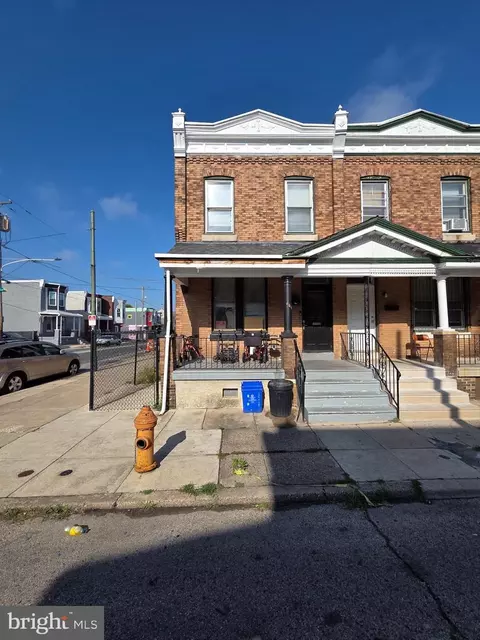 400 N Redfield St, Philadelphia, PA 19151