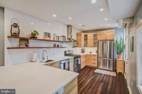 1450 E Columbia Ave, Philadelphia, PA 19125