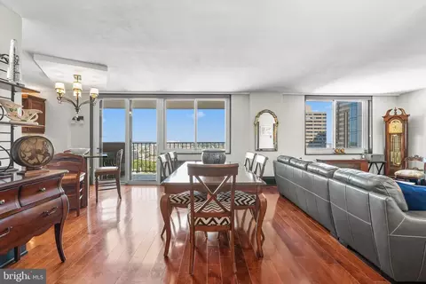1901 45 John F Kennedy Blvd #2806, Philadelphia, PA 19103