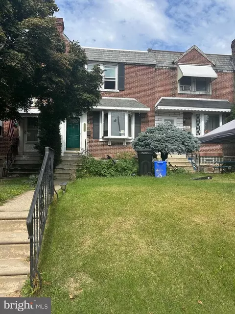 2923 Knorr St, Philadelphia, PA 19149
